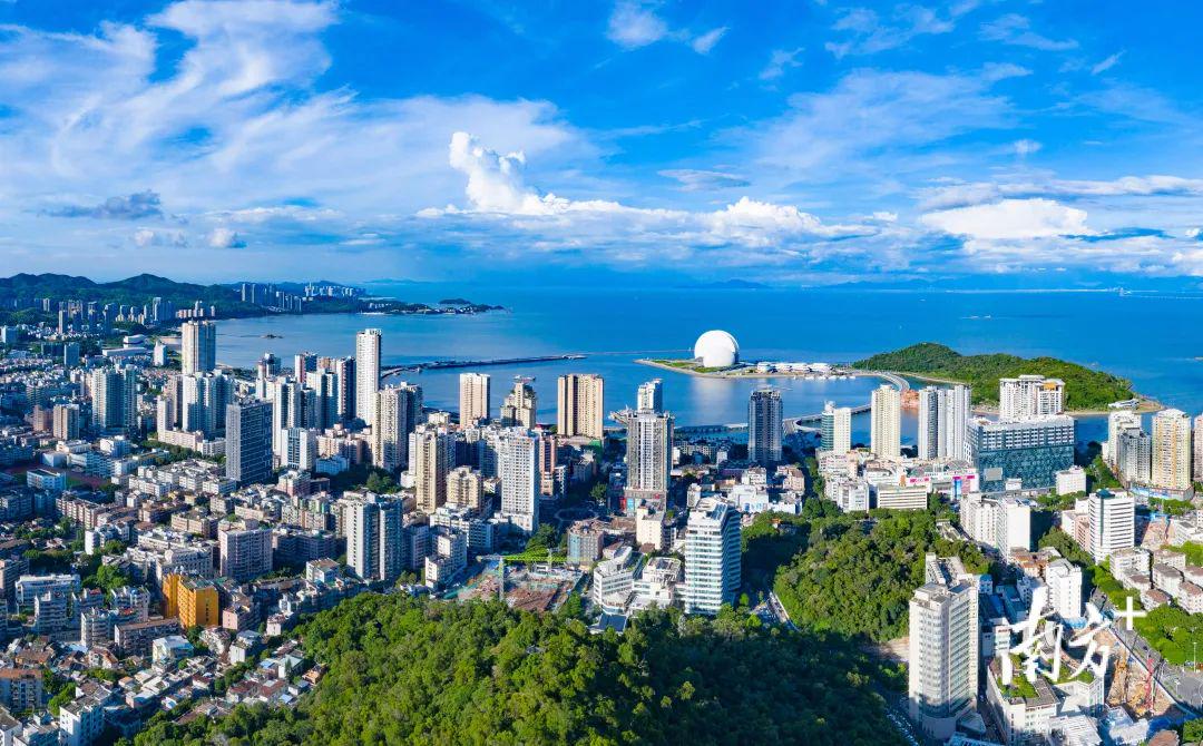 广东，经济腾飞下的机遇与挑战并存