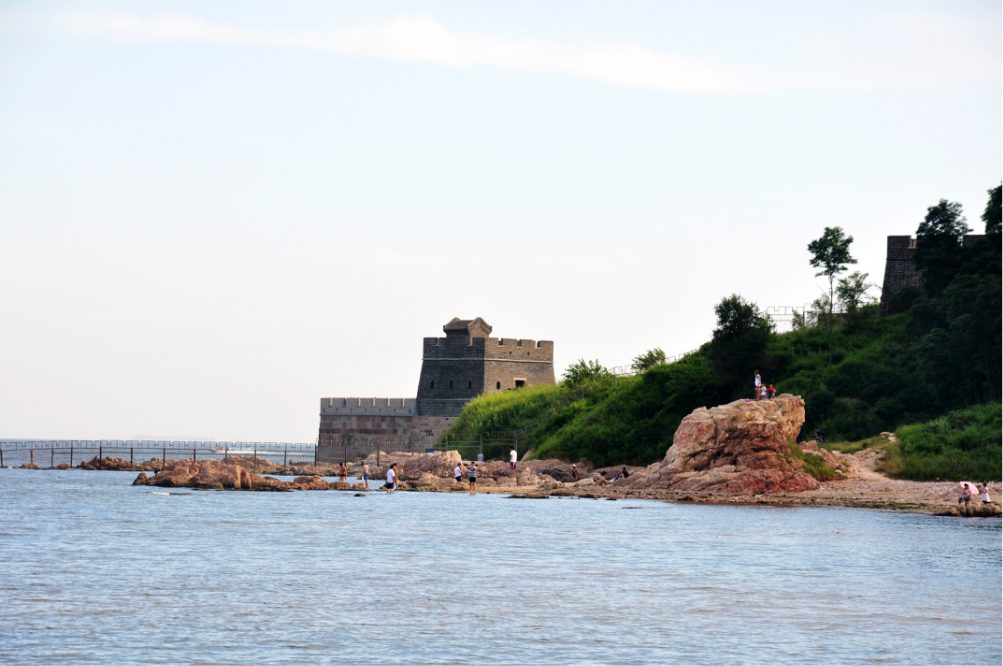 秦皇岛盛典,嘉宾云集,观众热情如火