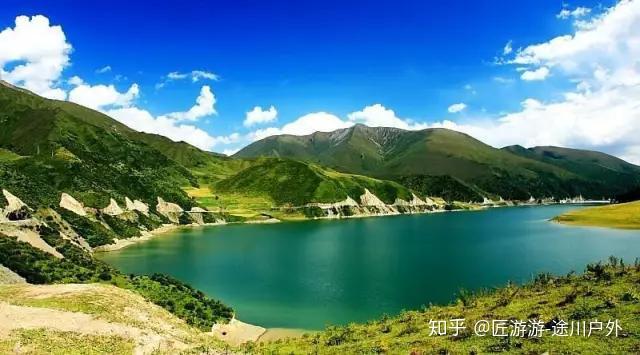 高原绿韵，青海绿色发展新篇章